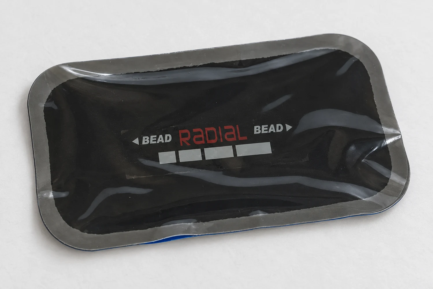 How to select a rectangular tire repair patch for radial tires?